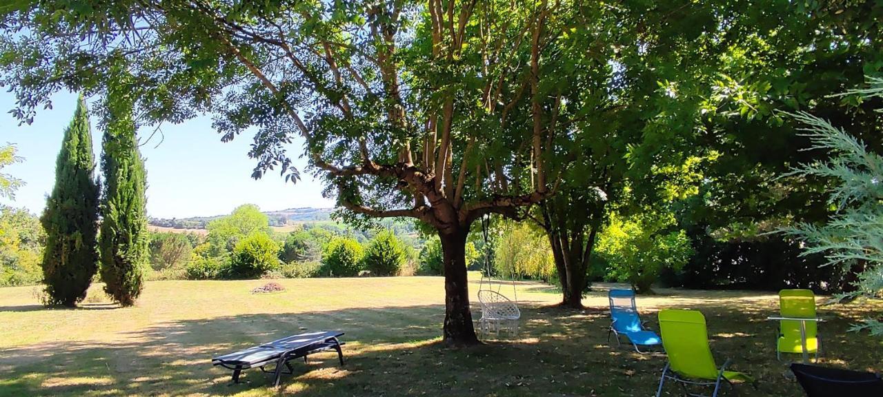 Bed and Breakfast Domaine Les Garrigues Puygaillard-de-Quercy Zewnętrze zdjęcie